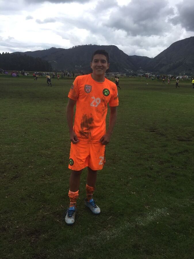 Futbolista tarqueño