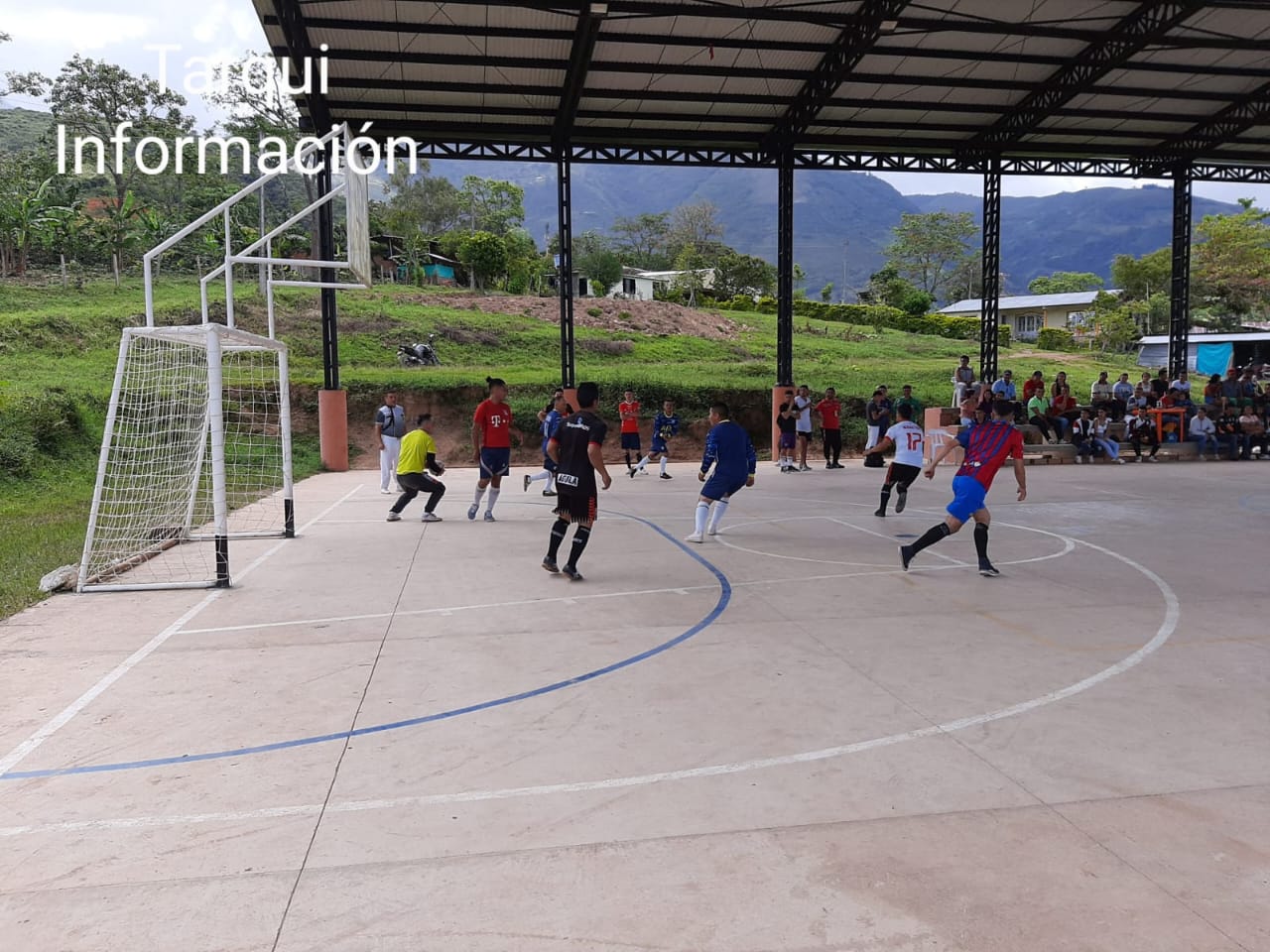 Microfútbol en La Esmeralda